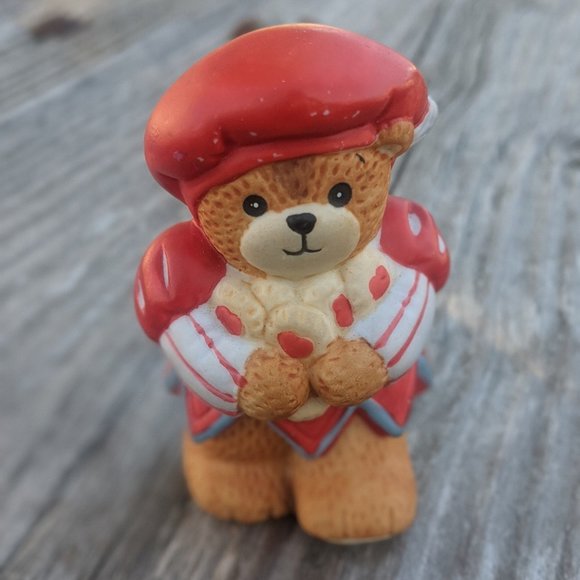 Lucy Rigg Valentine Figurines Retired Bundle Set of 4 - Picture 8 of 10